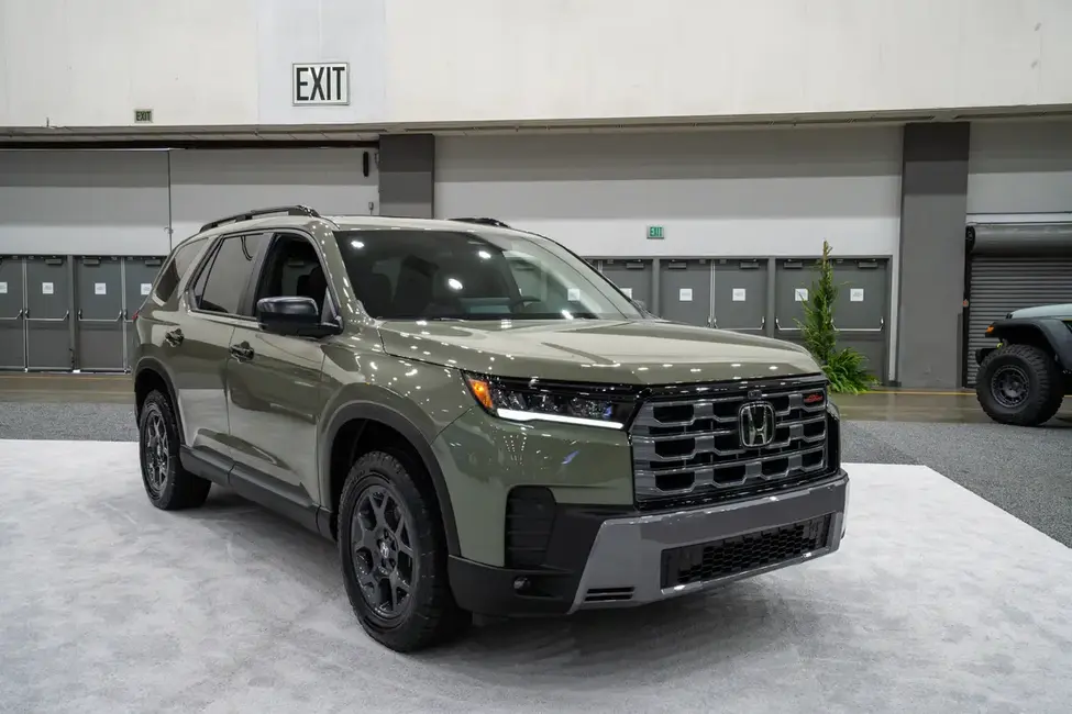 پایلوت هوندا ۲۰۲۶ - نمای جلوی بیرونی 04