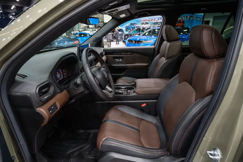 پایلوت هوندا ۲۰۲۶ - صندلی راننده جلویی داخلی 10