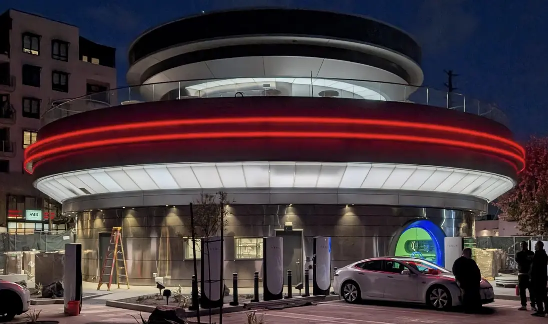 عکس سوپرشارژر تسلا