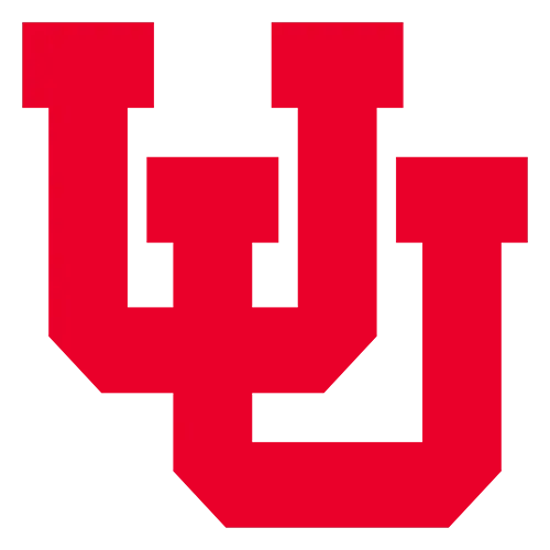 تیم فوتبال یوتا در حال ورود به زمین مسابقه