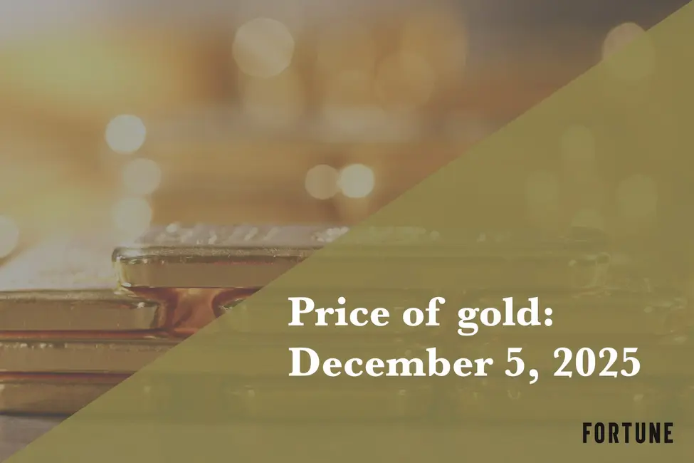 دستهای از قالبهای طلا