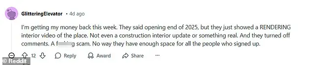 پس از آخرین تاخیرها و مشکلات، بسیاری کلاب را نقد کردند؛ یک رشته ردیت درباره این باشگاه مملو از علاقمندان نارضی بود